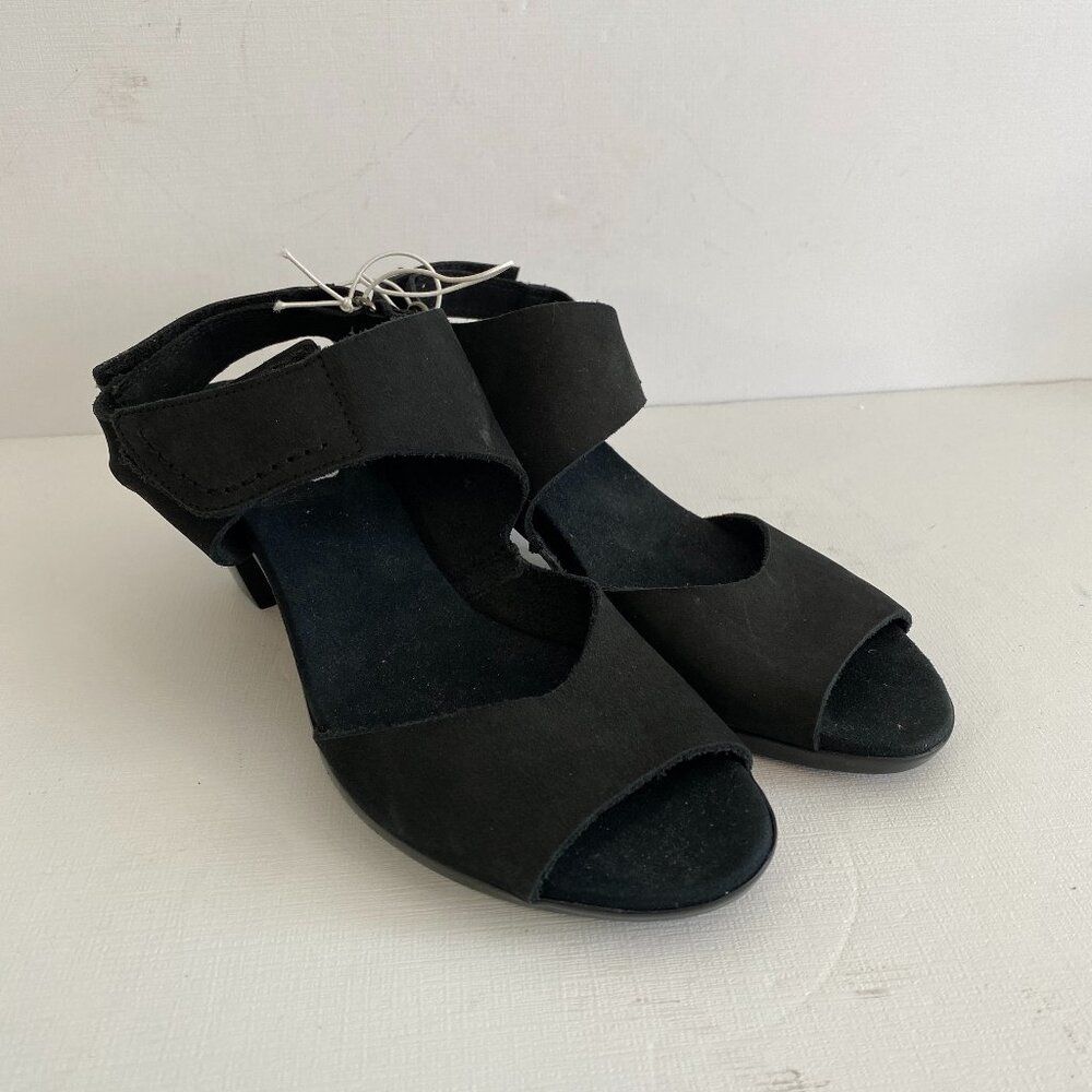 Munro Black Nubuck Leather Slingback Heeled Sandals Womens 7N Narrow